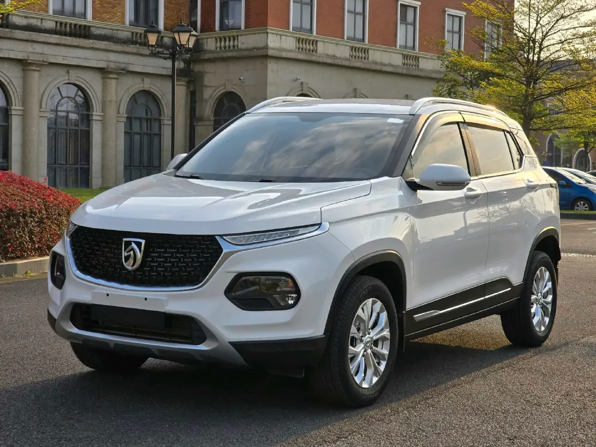 2021 BaoJun 510 1.5L 99HP L4 6MT,autocango,china used car exporter,china ev exporter,chinese used car exporter,chinese used ev exporter