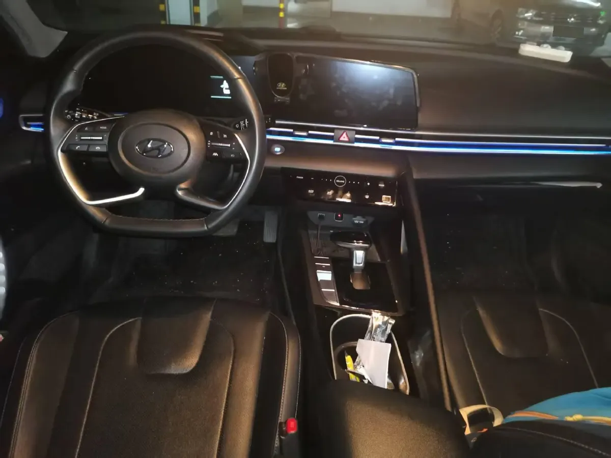 2022 Hyundai Elantra 1.5L 115HP L4 CVT,autocango,china used car exporter,china ev exporter,chinese used car exporter,chinese used ev exporter
