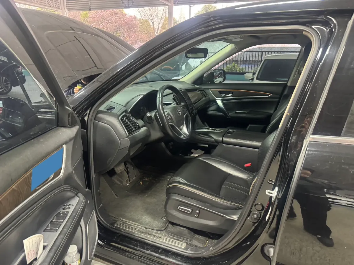 2020 Honda Avancier 2.0T 272HP L4 9AT,autocango,china used car exporter,china ev exporter,chinese used car exporter,chinese used ev exporter