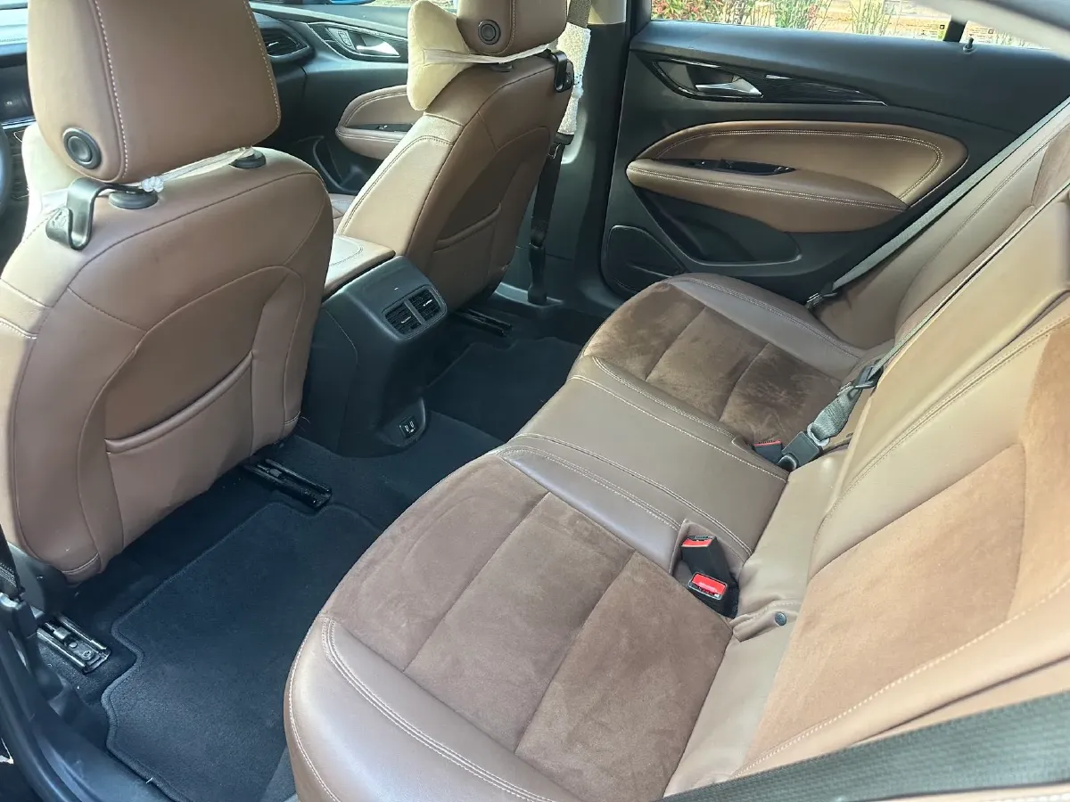 2020 Buick Regal 1.5T 169HP L4 9AT,autocango,china used car exporter,china ev exporter,chinese used car exporter,chinese used ev exporter