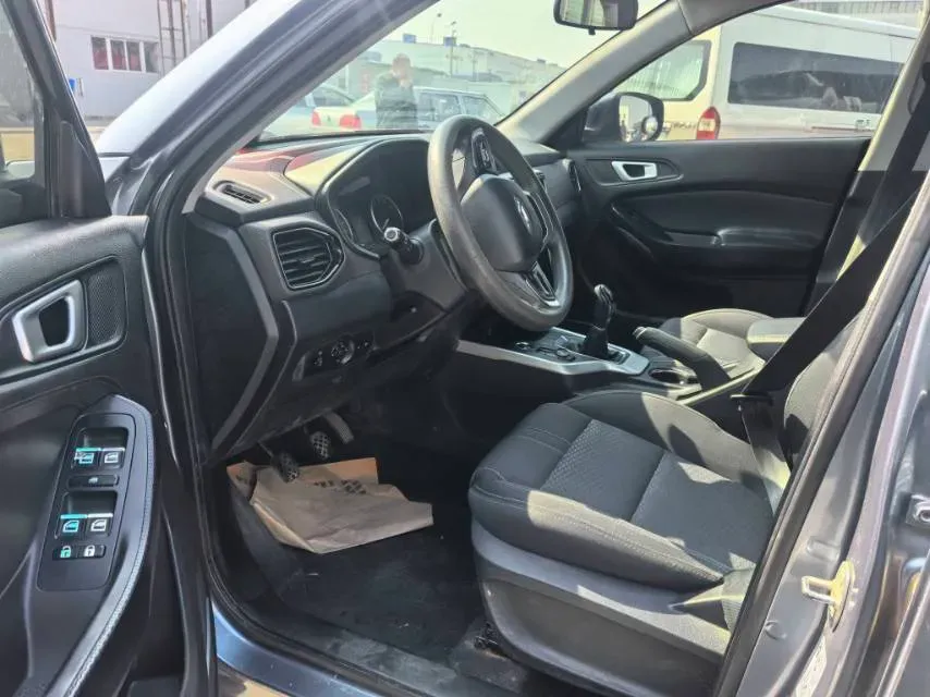 2019 Chery Tiggo 5x 1.5L 116HP L4 5MT,autocango,china used car exporter,china ev exporter,chinese used car exporter,chinese used ev exporter