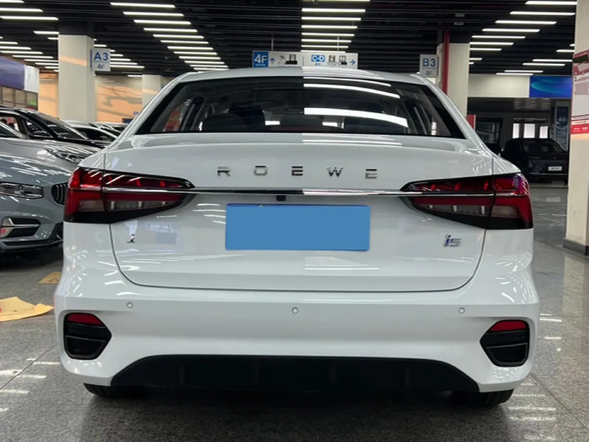 2021 Roewe i5 1.5L 120HP L4 CVT,autocango,china used car exporter,china ev exporter,chinese used car exporter,chinese used ev exporter