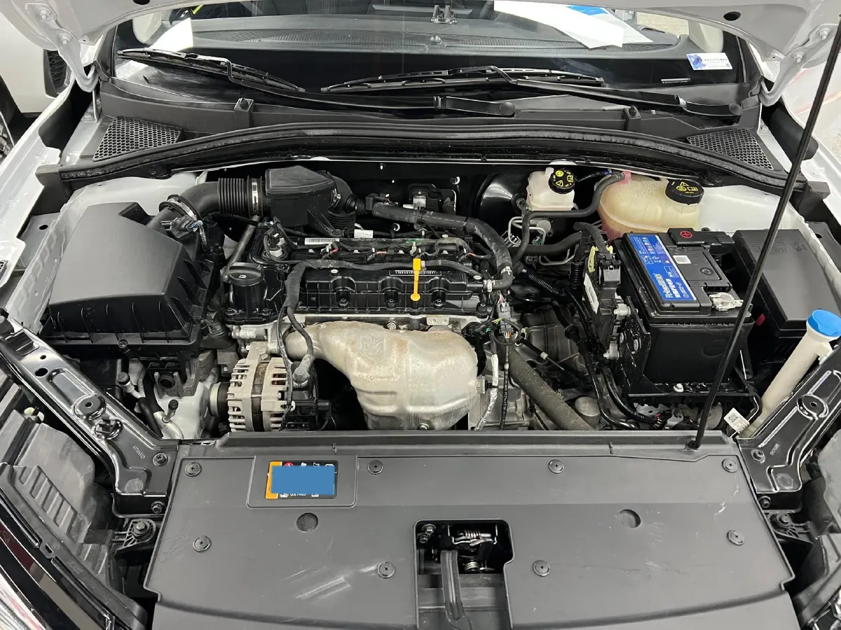 2021 Roewe i5 1.5L 120HP L4 CVT,autocango,china used car exporter,china ev exporter,chinese used car exporter,chinese used ev exporter