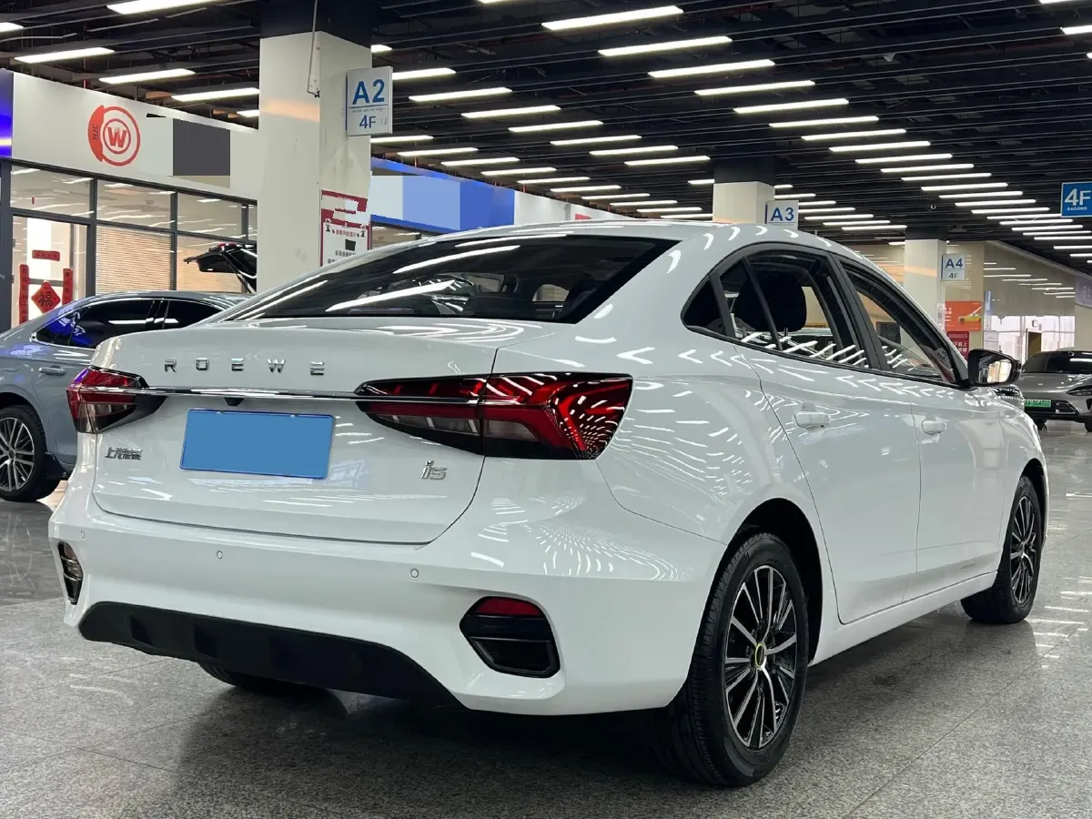 2021 Roewe i5 1.5L 120HP L4 CVT,autocango,china used car exporter,china ev exporter,chinese used car exporter,chinese used ev exporter