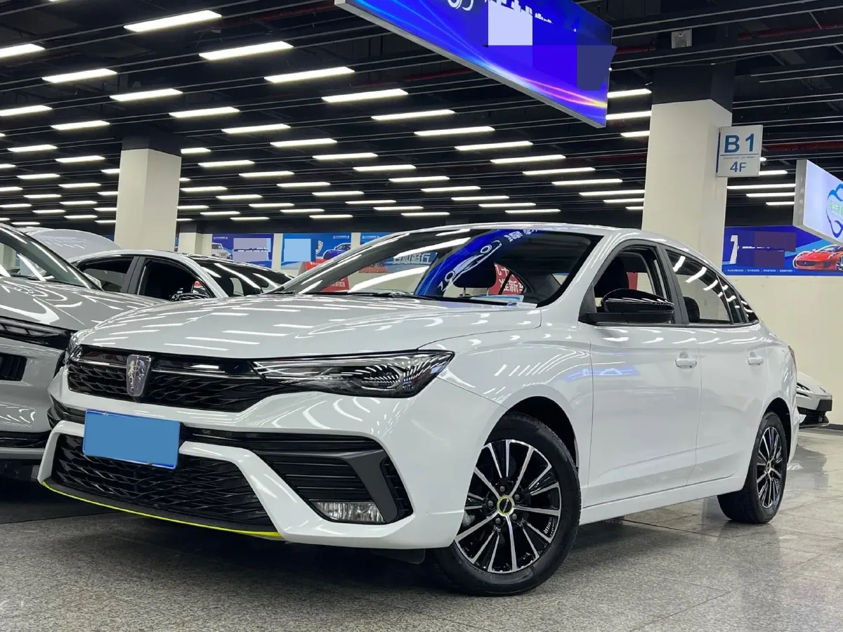 2021 Roewe i5 1.5L 120HP L4 CVT,autocango,china used car exporter,china ev exporter,chinese used car exporter,chinese used ev exporter
