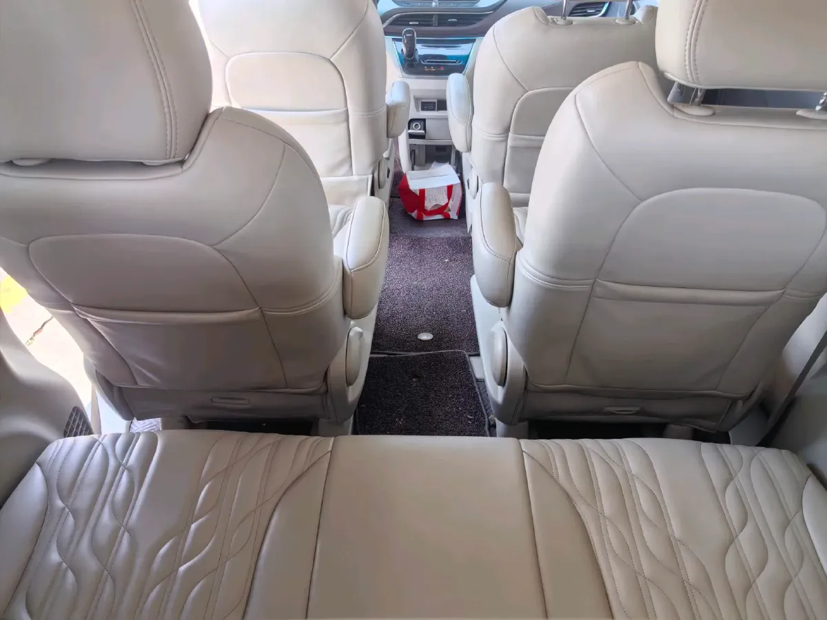 2021 Buick GL8 2.0T 237HP L4 9AT,autocango,china used car exporter,china ev exporter,chinese used car exporter,chinese used ev exporter