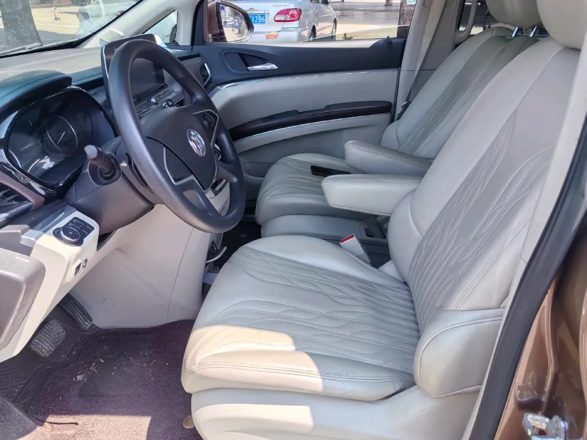 2021 Buick GL8 2.0T 237HP L4 9AT,autocango,china used car exporter,china ev exporter,chinese used car exporter,chinese used ev exporter