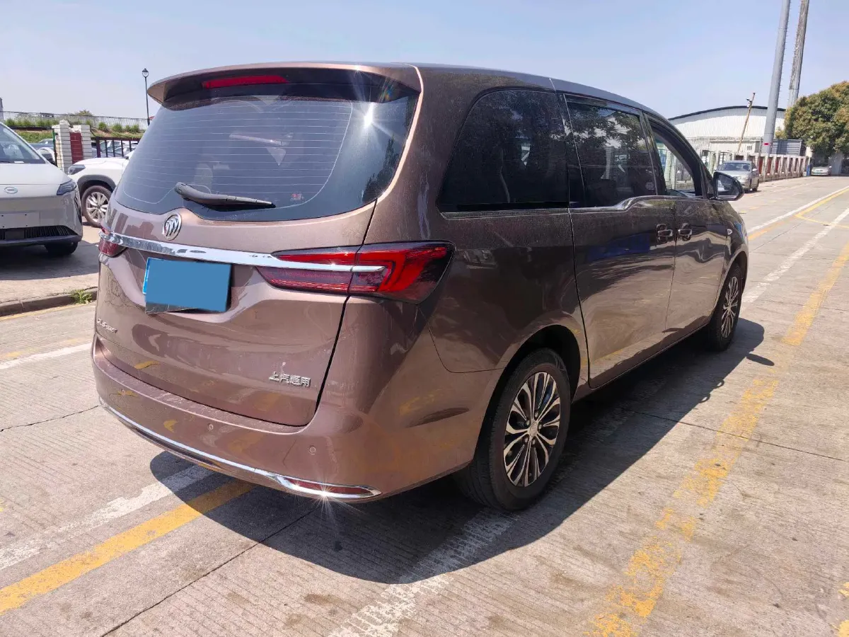 2021 Buick GL8 2.0T 237HP L4 9AT,autocango,china used car exporter,china ev exporter,chinese used car exporter,chinese used ev exporter