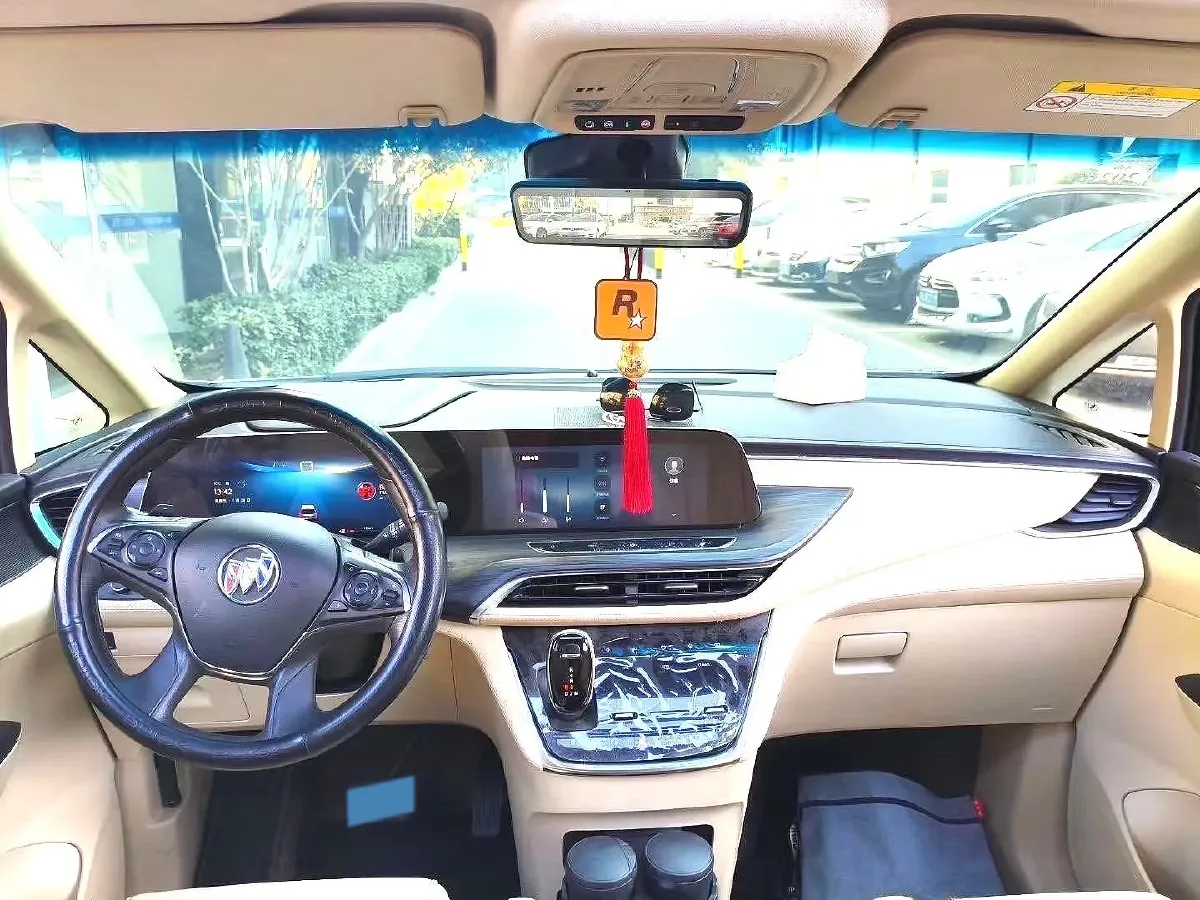 2022 Buick GL8 2.0T 237HP L4 9AT,autocango,china used car exporter,china ev exporter,chinese used car exporter,chinese used ev exporter