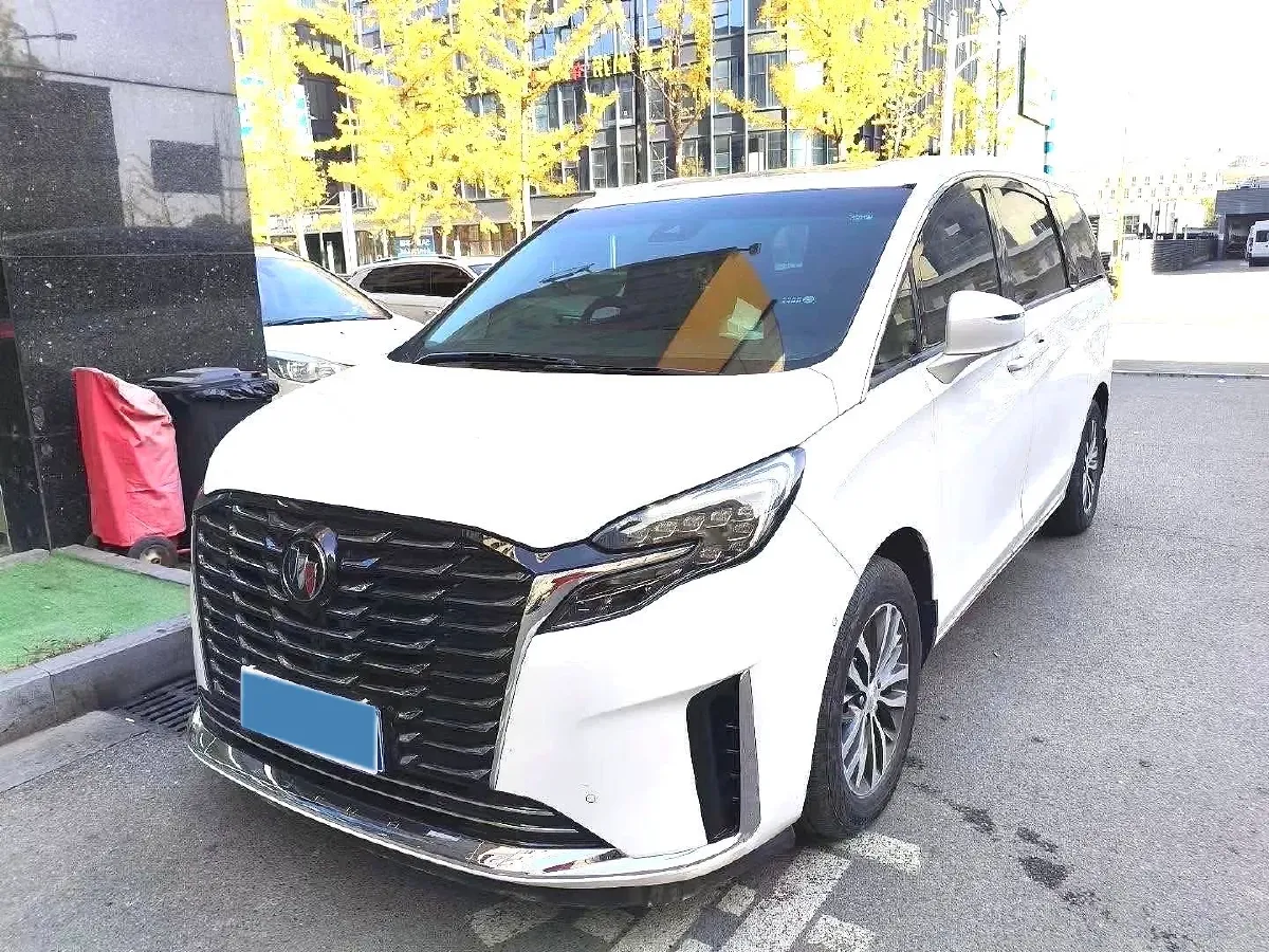 2022 Buick GL8 2.0T 237HP L4 9AT,autocango,china used car exporter,china ev exporter,chinese used car exporter,chinese used ev exporter
