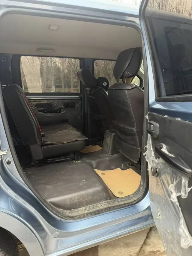 2019 Venucia M50V 1.5L 112HP L4 5MT,autocango,china used car exporter,china ev exporter,chinese used car exporter,chinese used ev exporter