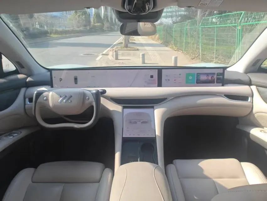 2023 IM LS6 BEV 90KWH,autocango,china used car exporter,china ev exporter,chinese used car exporter,chinese used ev exporter