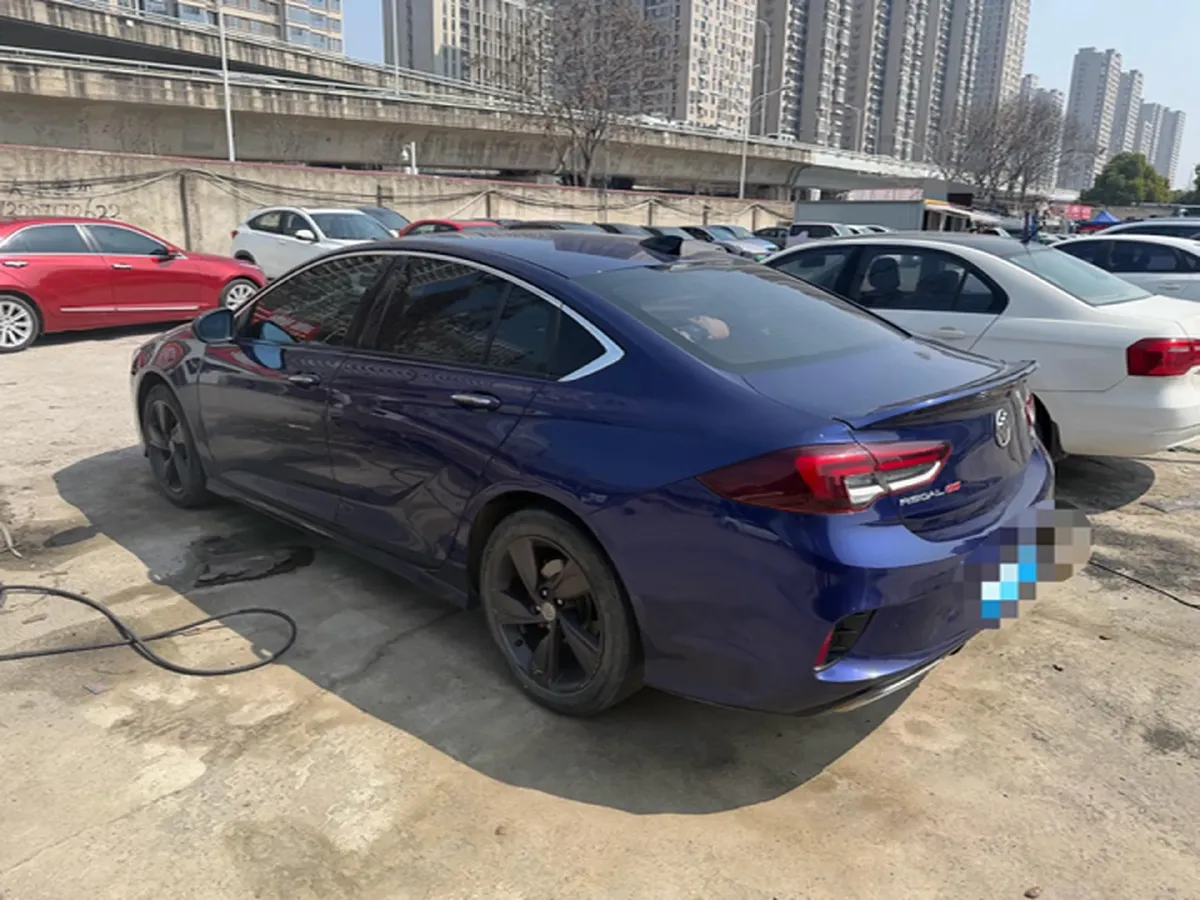 2020 Buick Regal 2.0T 237HP L4 9AT,autocango,china used car exporter,china ev exporter,chinese used car exporter,chinese used ev exporter