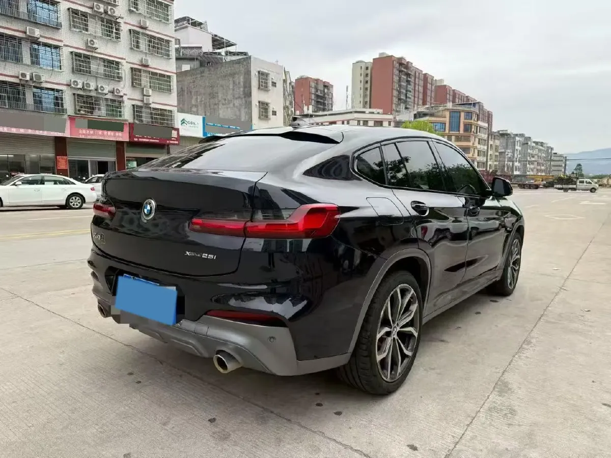 2020 BMW X4 2.0T 184HP L4 8AT,autocango,china used car exporter,china ev exporter,chinese used car exporter,chinese used ev exporter