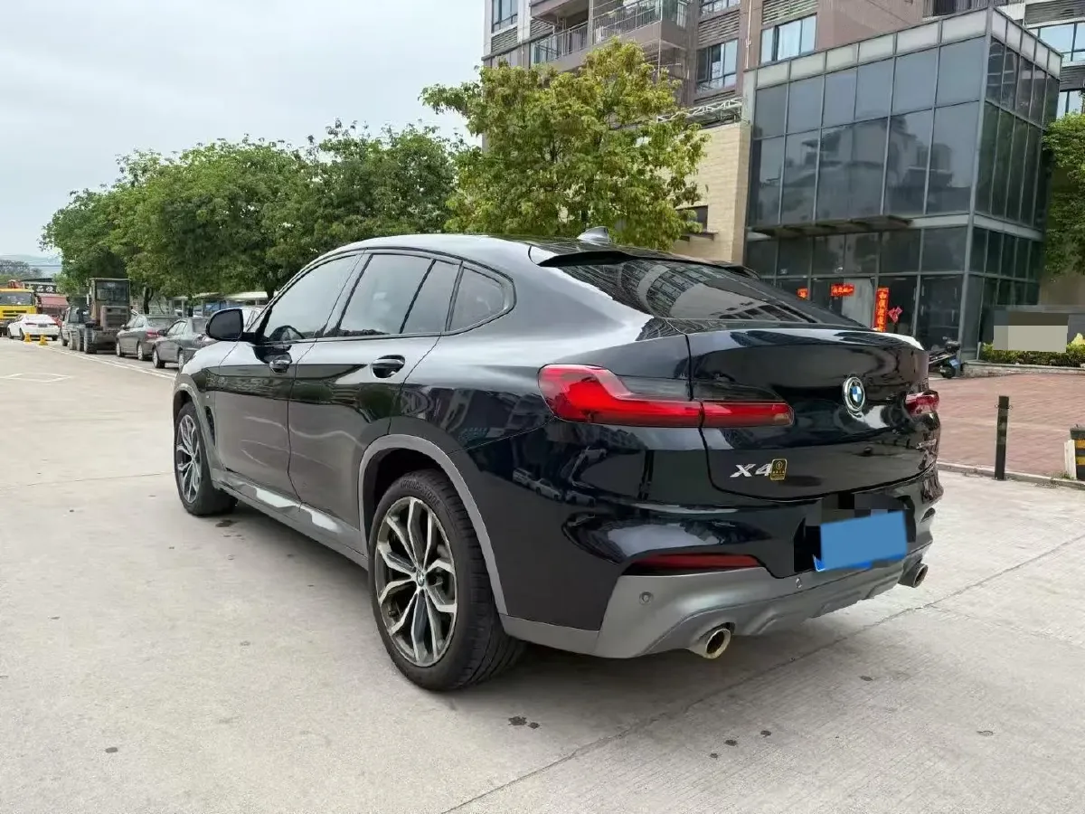 2020 BMW X4 2.0T 184HP L4 8AT,autocango,china used car exporter,china ev exporter,chinese used car exporter,chinese used ev exporter