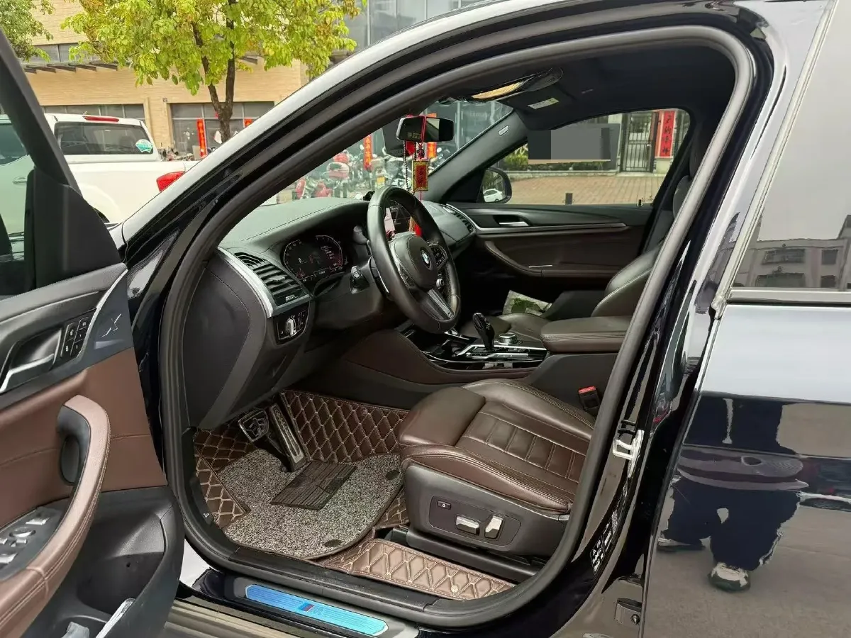 2020 BMW X4 2.0T 184HP L4 8AT,autocango,china used car exporter,china ev exporter,chinese used car exporter,chinese used ev exporter