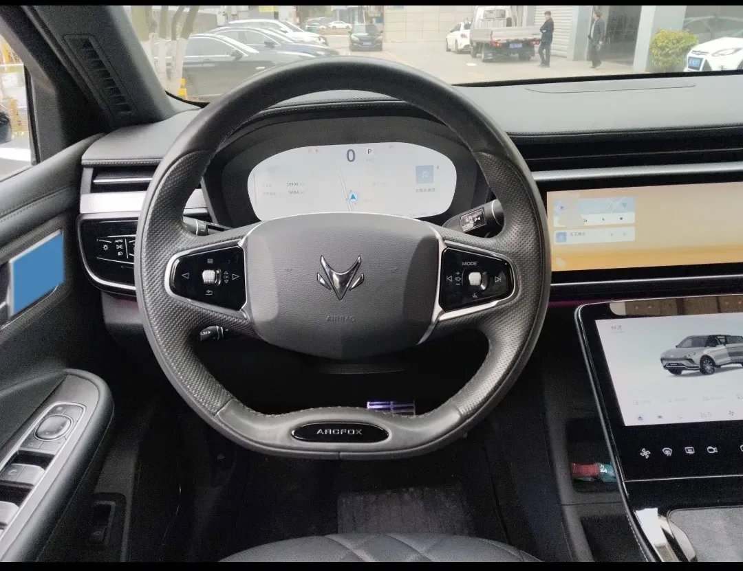 2024 ARCFOX αT BEV 94.5KWH,autocango,china used car exporter,china ev exporter,chinese used car exporter,chinese used ev exporter