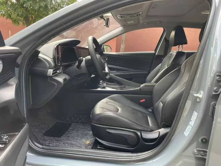 2021 Hyundai Elantra 1.5L 115HP L4 CVT,autocango,china used car exporter,china ev exporter,chinese used car exporter,chinese used ev exporter