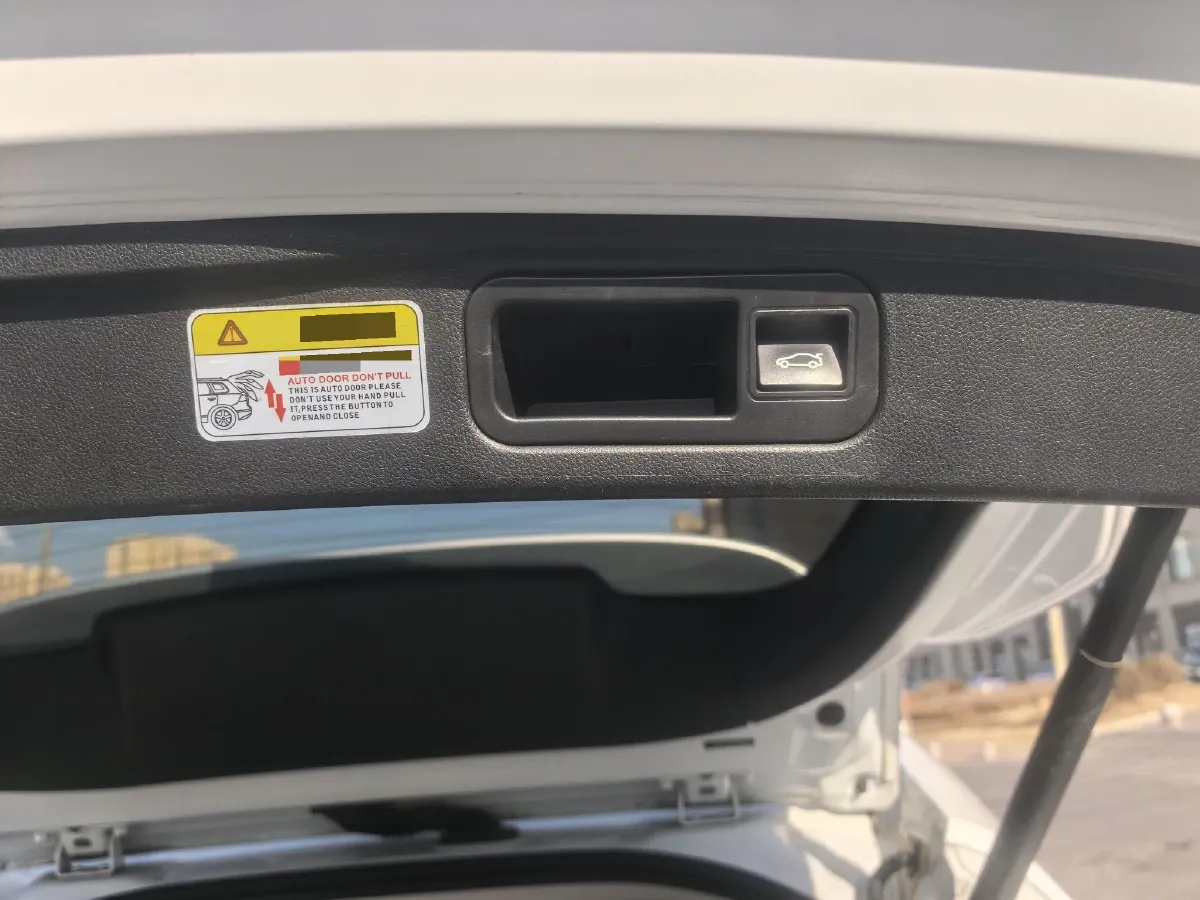 2020 Haval F7 2.0T 224HP L4 7DCT,autocango,china used car exporter,china ev exporter,chinese used car exporter,chinese used ev exporter