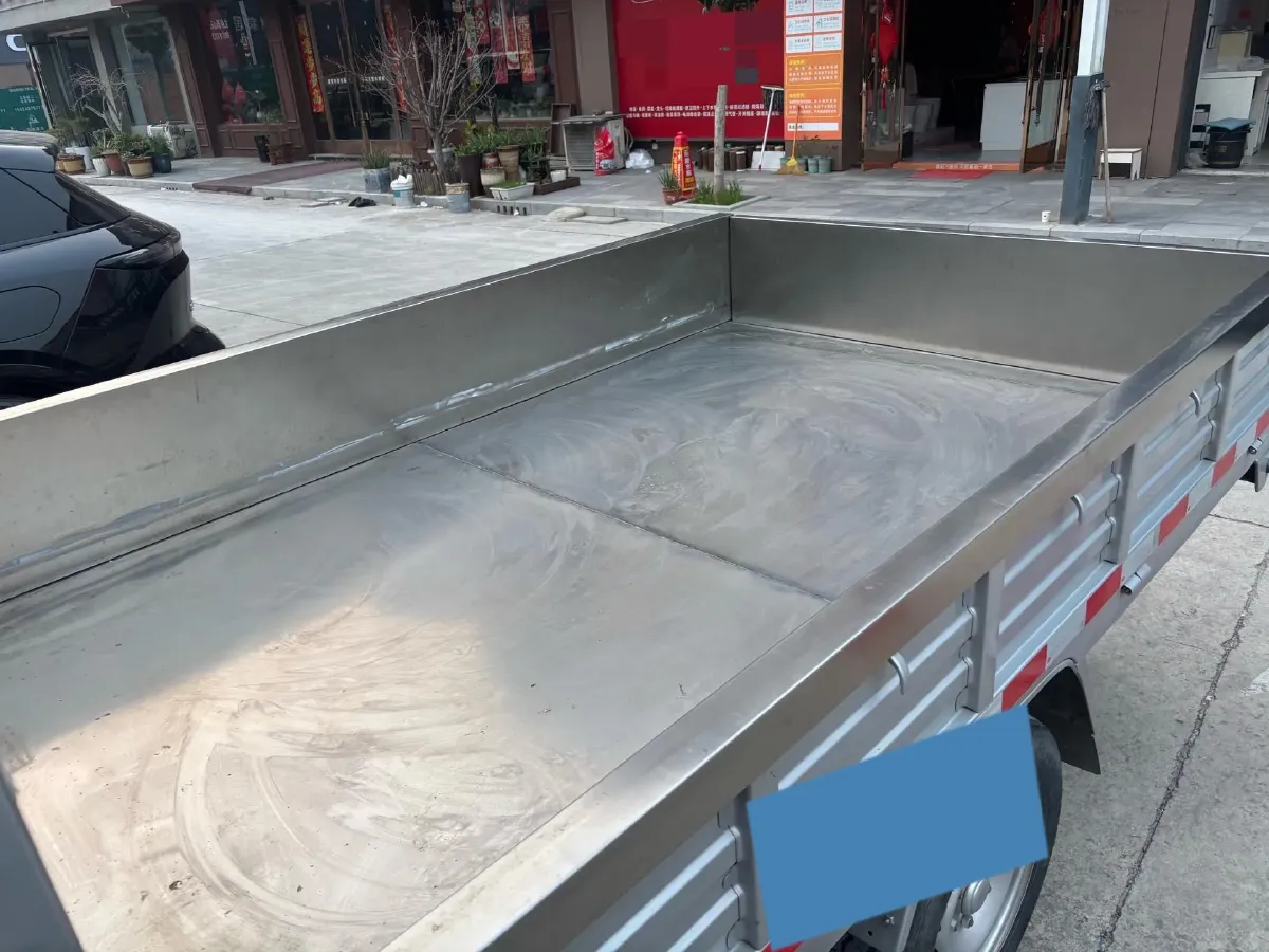 2023 WuLing RongGuang New Truck 1.5L 102HP L4 5MT,autocango,china used car exporter,china ev exporter,chinese used car exporter,chinese used ev exporter