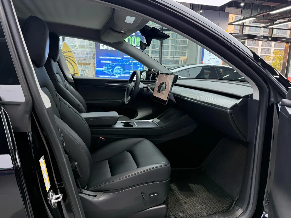 2022 Tesla Model Y BEV 60KWH,autocango,china used car exporter,china ev exporter,chinese used car exporter,chinese used ev exporter