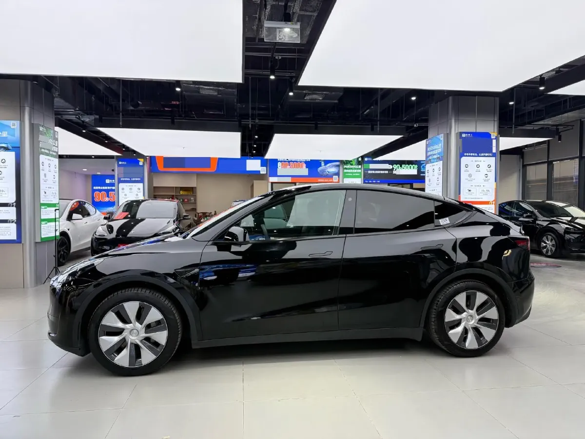 2022 Tesla Model Y BEV 60KWH,autocango,china used car exporter,china ev exporter,chinese used car exporter,chinese used ev exporter