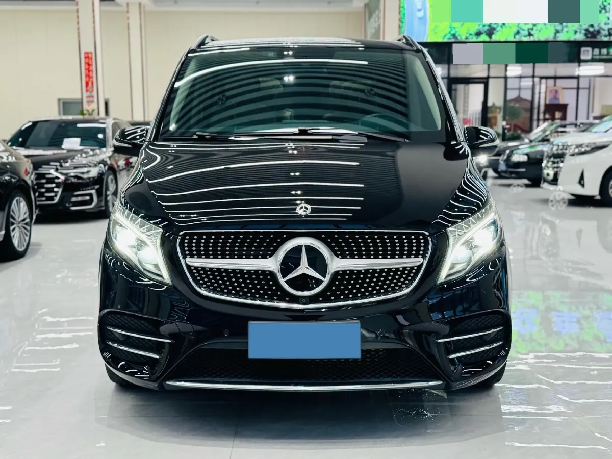 2020 Mercedes-Benz V Class 2.0T 211HP L4 9AT,autocango,china used car exporter,china ev exporter,chinese used car exporter,chinese used ev exporter