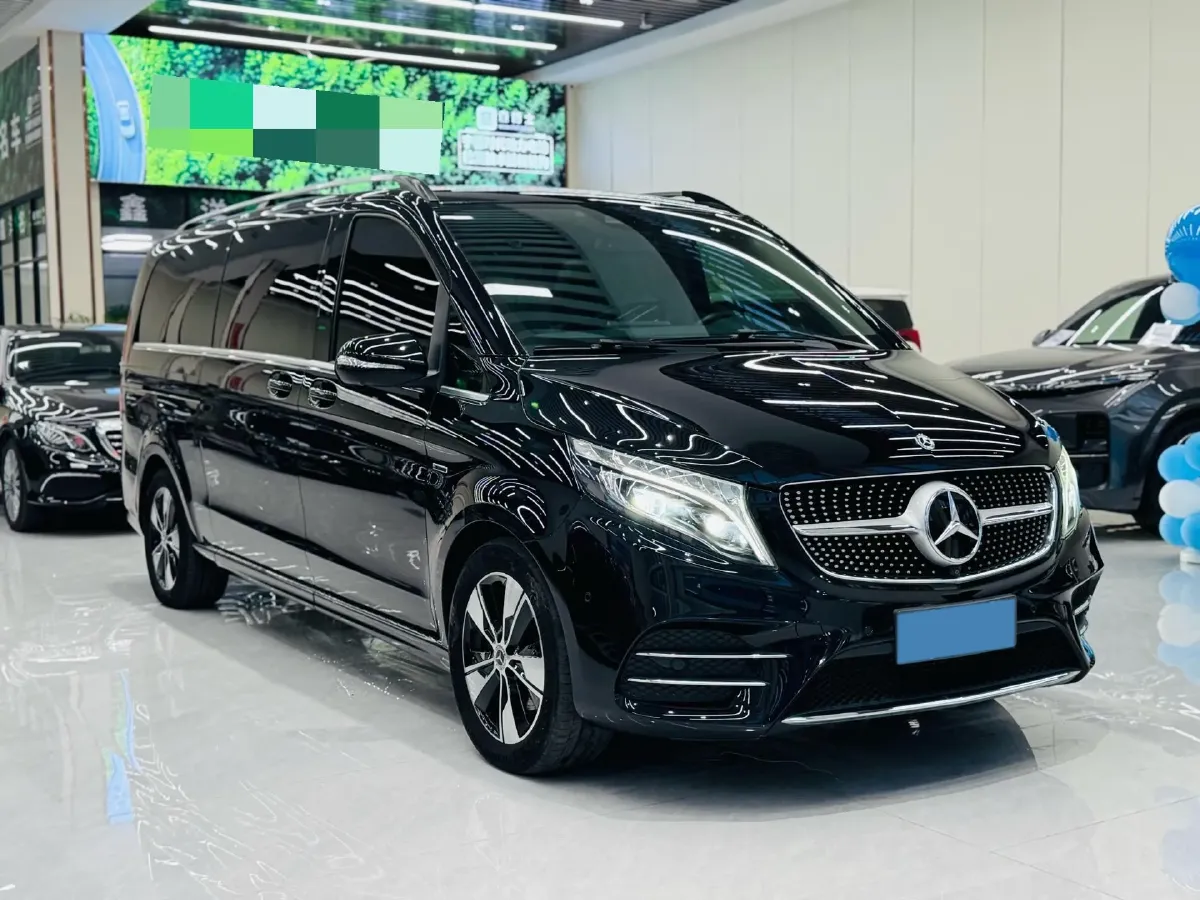 2020 Mercedes-Benz V Class 2.0T 211HP L4 9AT,autocango,china used car exporter,china ev exporter,chinese used car exporter,chinese used ev exporter