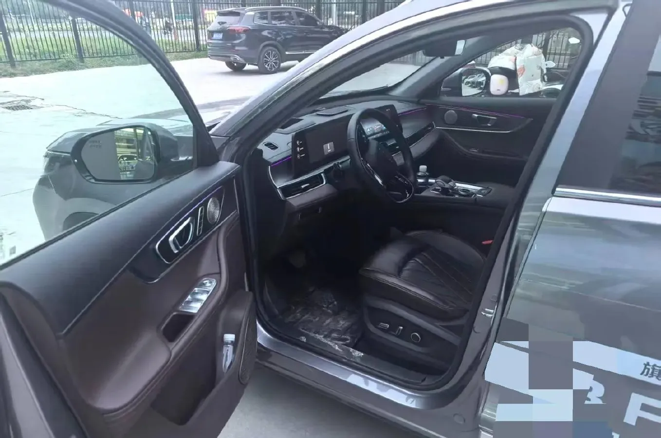 2024 Chery Tiggo 8 PRO 1.6T 197HP L4 7DCT,autocango,china used car exporter,china ev exporter,chinese used car exporter,chinese used ev exporter