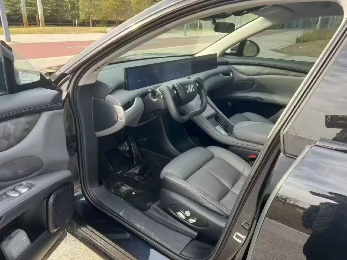 2023 IM LS6 BEV 71KWH,autocango,china used car exporter,china ev exporter,chinese used car exporter,chinese used ev exporter