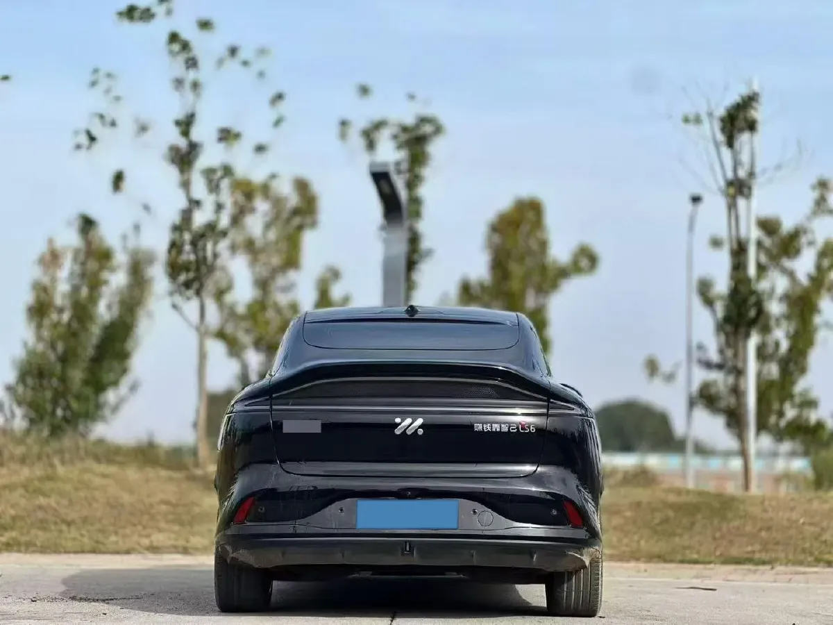 2023 IM LS6 BEV 71KWH,autocango,china used car exporter,china ev exporter,chinese used car exporter,chinese used ev exporter