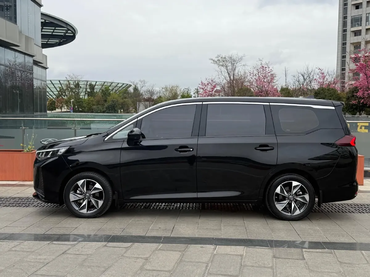 2023 GAC Trumpchi M6 1.5T 177HP L4 7DCT,autocango,china used car exporter,china ev exporter,chinese used car exporter,chinese used ev exporter