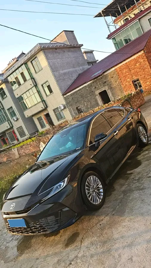 2024 Toyota Camry 2.0L 152HP L4 E-CVT Hybrid,autocango,china used car exporter,china ev exporter,chinese used car exporter,chinese used ev exporter