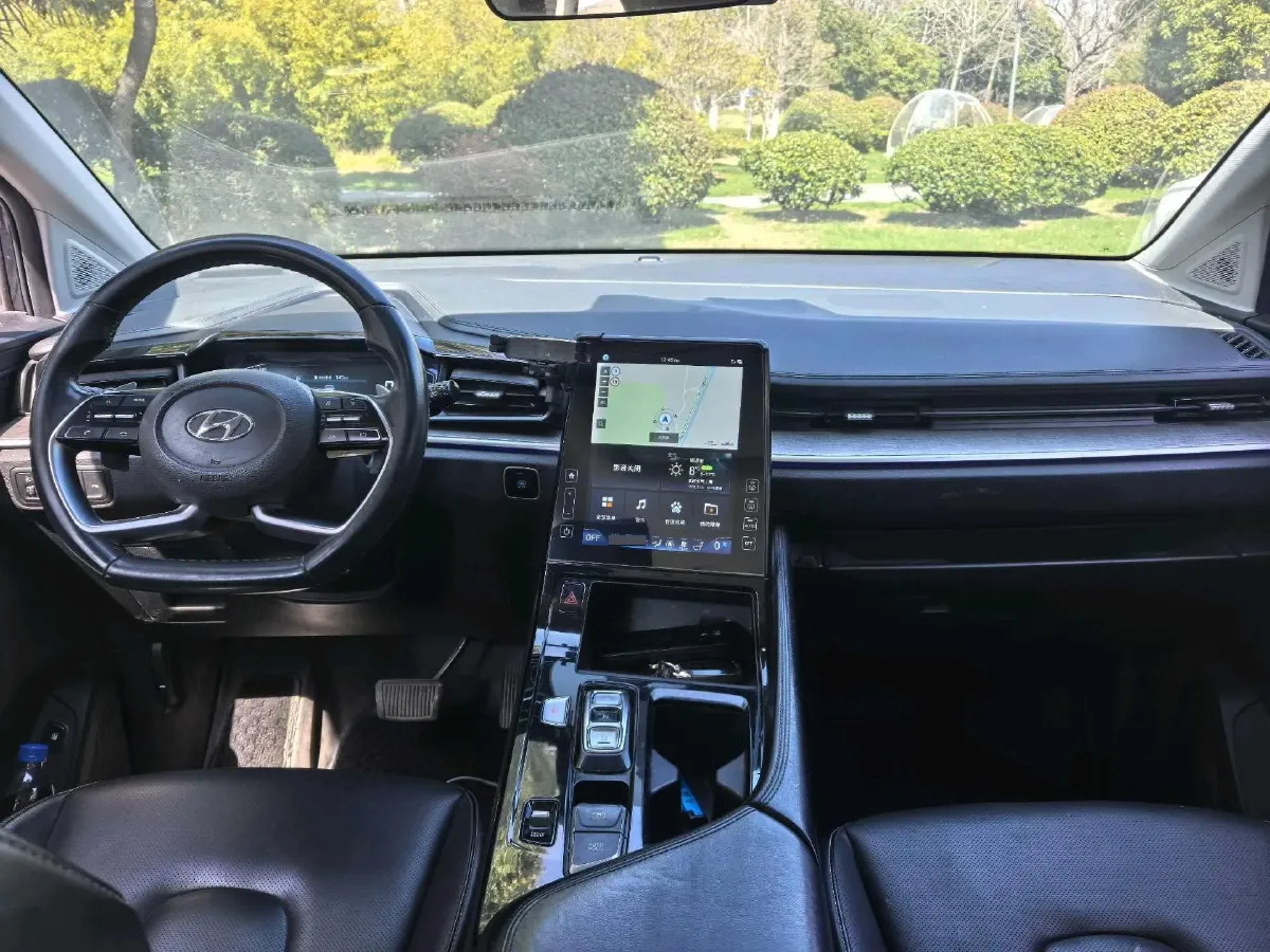 2021 Hyundai Custo 2.0T 236HP L4 8AT,autocango,china used car exporter,china ev exporter,chinese used car exporter,chinese used ev exporter