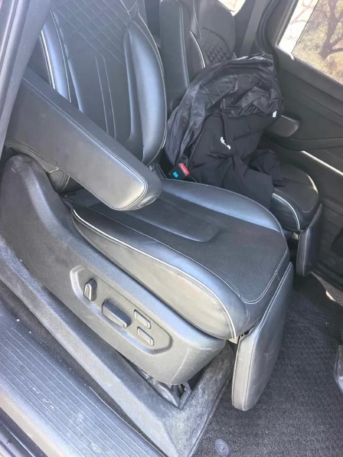 2021 Hyundai Custo 2.0T 236HP L4 8AT,autocango,china used car exporter,china ev exporter,chinese used car exporter,chinese used ev exporter