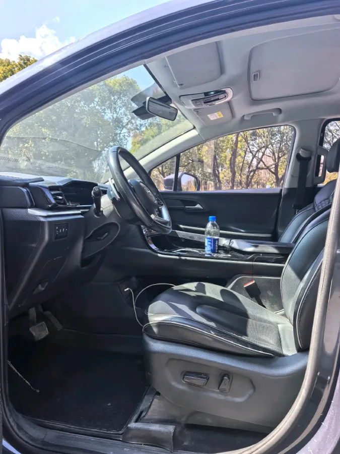 2021 Hyundai Custo 2.0T 236HP L4 8AT,autocango,china used car exporter,china ev exporter,chinese used car exporter,chinese used ev exporter