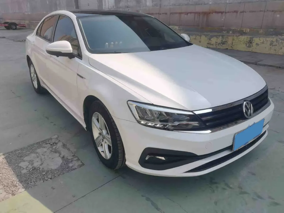 2019 Volkswagen T-Cross 1.4T 150HP L4 7DCT,autocango,china used car exporter,china ev exporter,chinese used car exporter,chinese used ev exporter