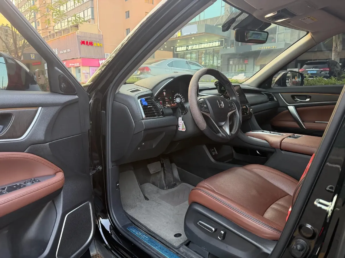 2020 Honda Avancier 2.0T 272HP L4 9AT,autocango,china used car exporter,china ev exporter,chinese used car exporter,chinese used ev exporter