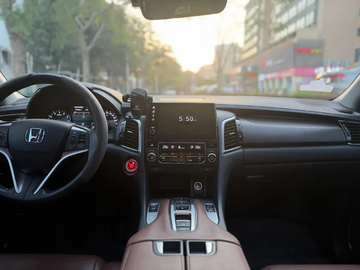 2020 Honda Avancier 2.0T 272HP L4 9AT,autocango,china used car exporter,china ev exporter,chinese used car exporter,chinese used ev exporter