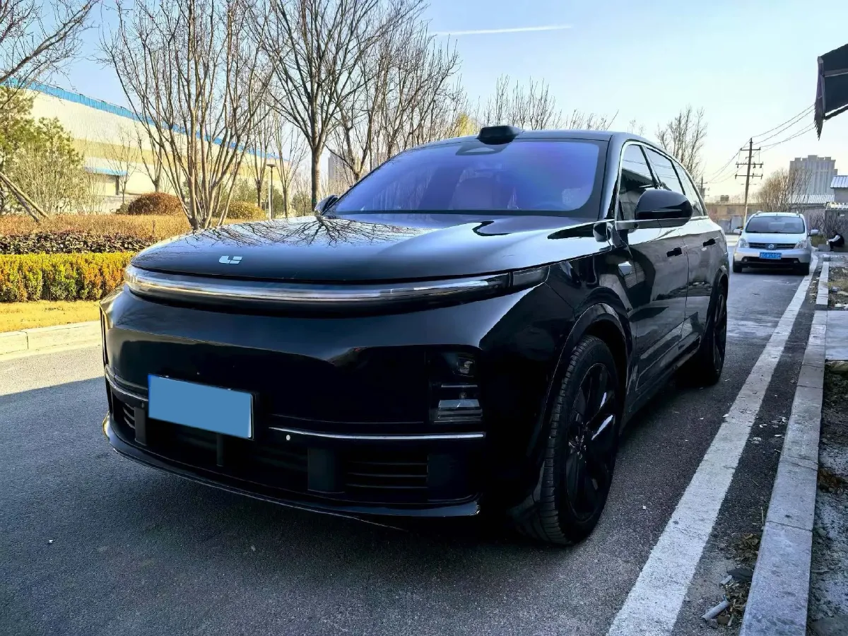 2024 Li L8 Range Extended 154HP REEV 52.3KWH,autocango,china used car exporter,china ev exporter,chinese used car exporter,chinese used ev exporter