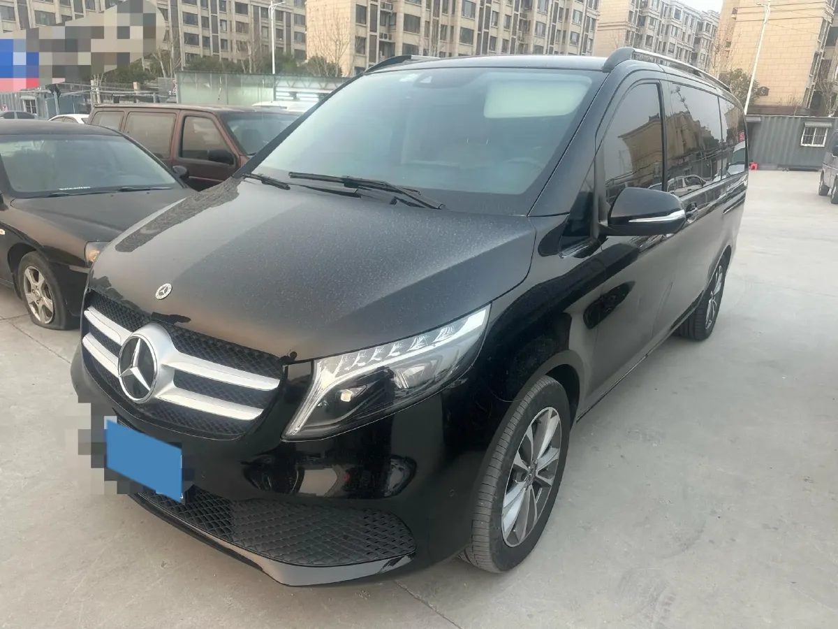 2022 Mercedes-Benz V Class 2.0T 211HP L4 9AT,autocango,china used car exporter,china ev exporter,chinese used car exporter,chinese used ev exporter