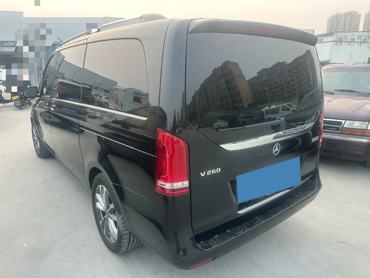 2022 Mercedes-Benz V Class 2.0T 211HP L4 9AT,autocango,china used car exporter,china ev exporter,chinese used car exporter,chinese used ev exporter