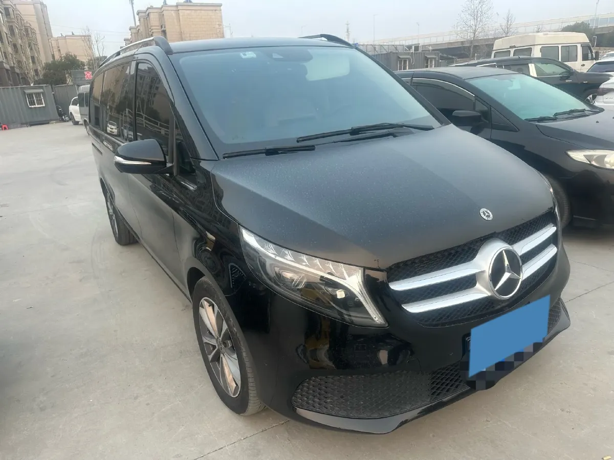 2022 Mercedes-Benz V Class 2.0T 211HP L4 9AT,autocango,china used car exporter,china ev exporter,chinese used car exporter,chinese used ev exporter