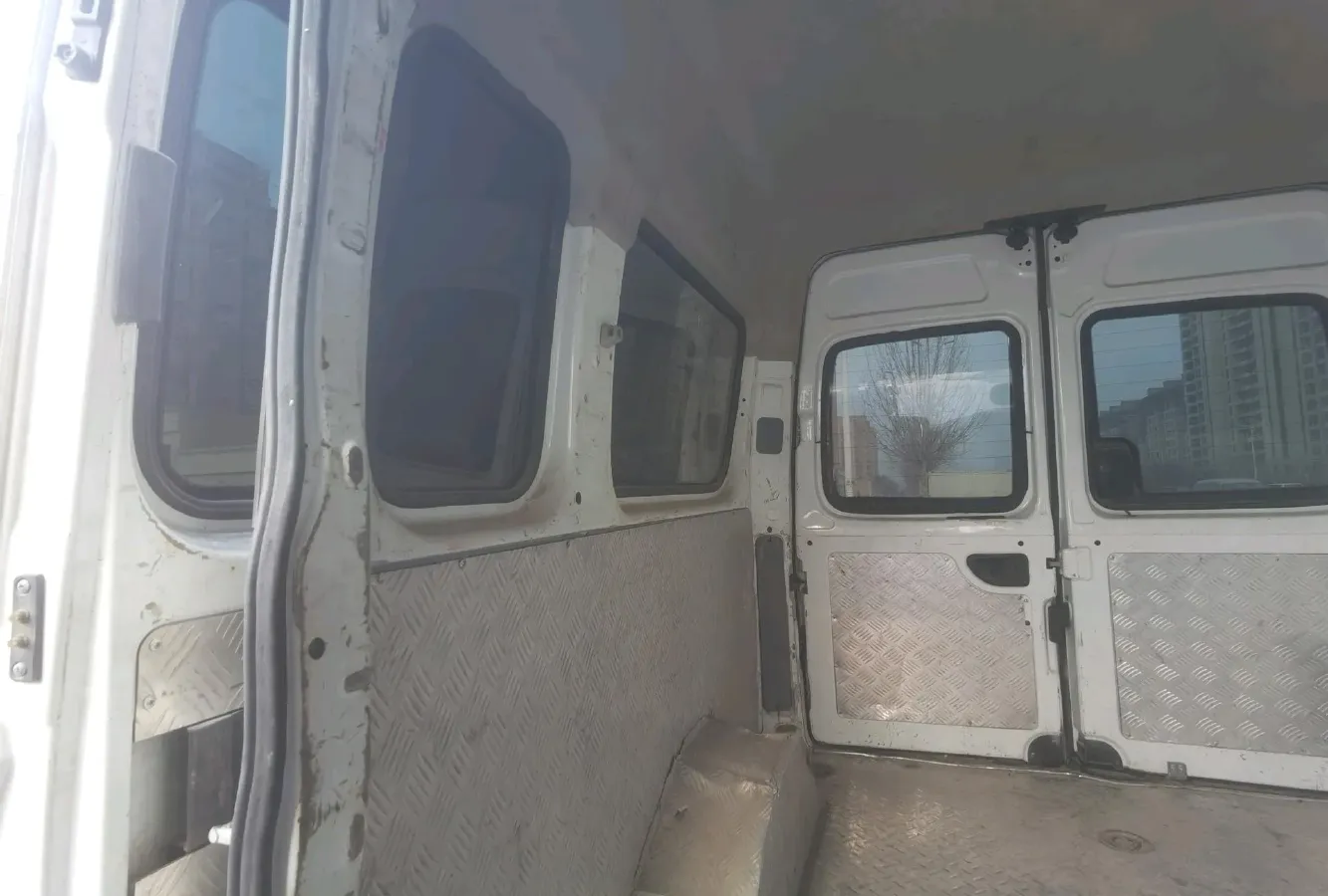 2019 MAXUS XinTu V80 2.0T 139HP L4 6MT,autocango,china used car exporter,china ev exporter,chinese used car exporter,chinese used ev exporter