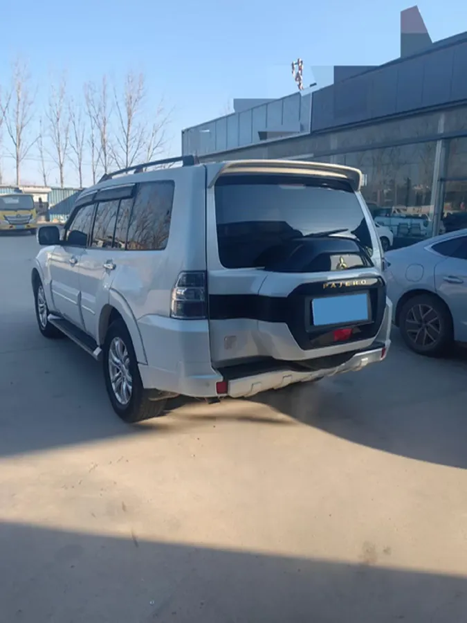 2017 Honda Jade 1.8L 141HP L4 5AT,autocango,china used car exporter,china ev exporter,chinese used car exporter,chinese used ev exporter