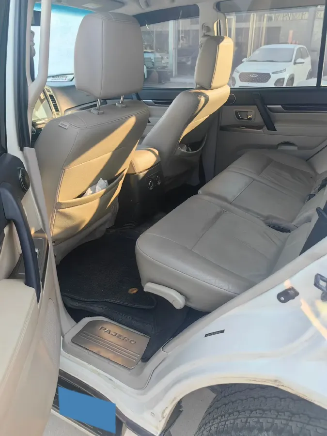 2017 Honda Jade 1.8L 141HP L4 5AT,autocango,china used car exporter,china ev exporter,chinese used car exporter,chinese used ev exporter