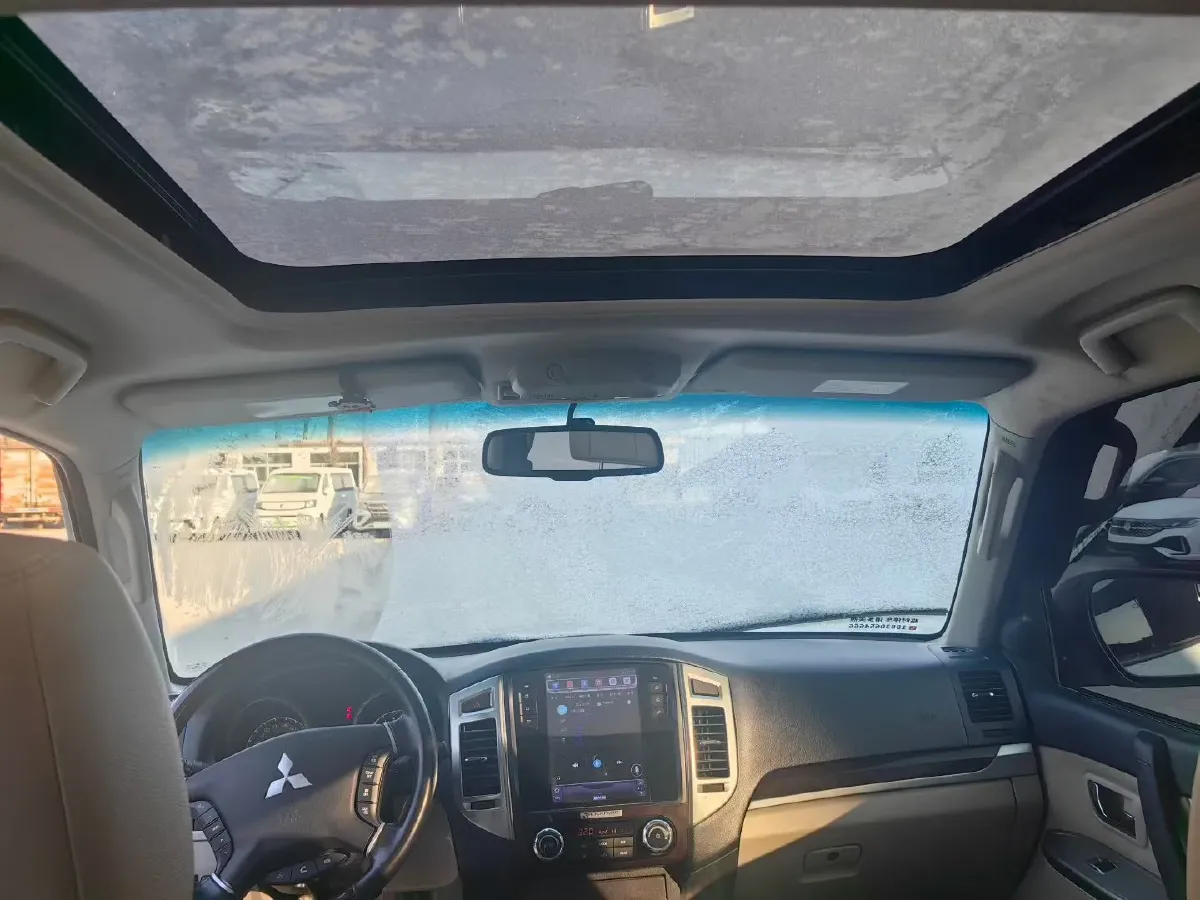 2017 Honda Jade 1.8L 141HP L4 5AT,autocango,china used car exporter,china ev exporter,chinese used car exporter,chinese used ev exporter