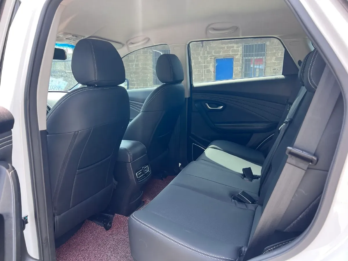 2021 Haval Jolion 1.5T 150HP L4 7DCT,autocango,china used car exporter,china ev exporter,chinese used car exporter,chinese used ev exporter