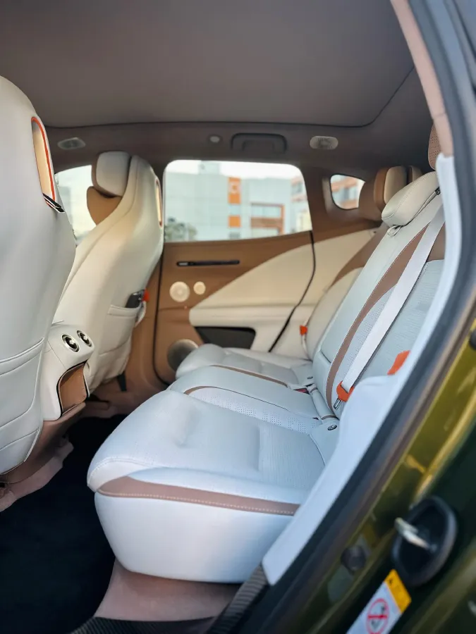 2024 Avatr 07 BEV 82.16KWH,autocango,china used car exporter,china ev exporter,chinese used car exporter,chinese used ev exporter