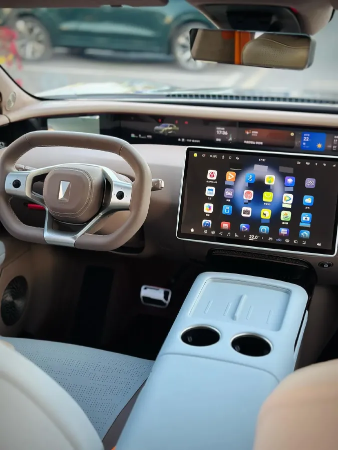 2024 Avatr 07 BEV 82.16KWH,autocango,china used car exporter,china ev exporter,chinese used car exporter,chinese used ev exporter